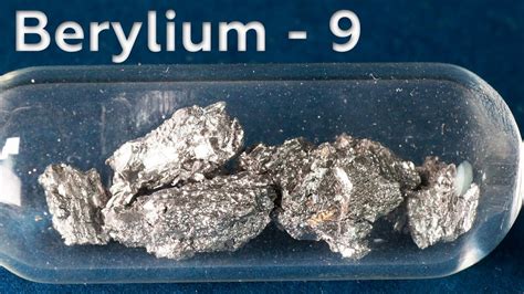  Beryllium - Kim Loại Siêu Nhẹ Trong Các Ứng Dụng Không Gian!